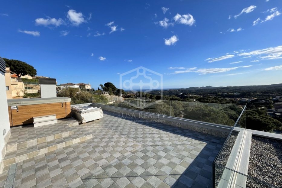 Villa in Lloret de Mar, Girona, Spanien 4 Schlafzimmer, 387 m2 Nr. 96999