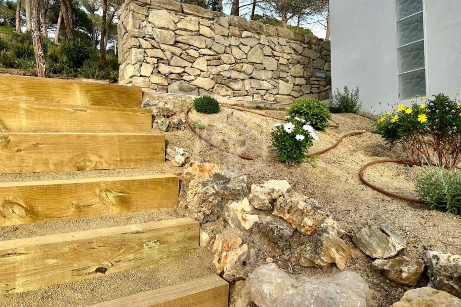 Villa in Lloret de Mar, Girona, Spanien 4 Schlafzimmer, 387 m2 Nr. 96999