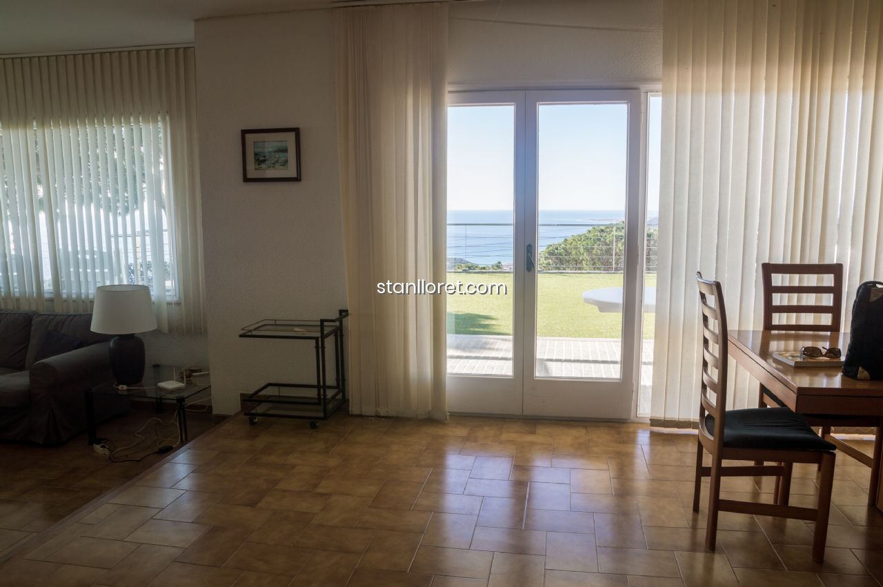 Villa in Lloret de Mar, Girona, Spanien 5 Schlafzimmer, 300 m2 Nr. 104037