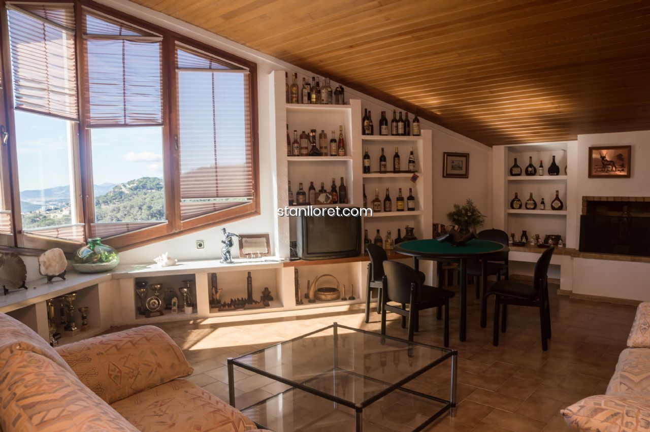Villa in Lloret de Mar, Girona, Spanien 5 Schlafzimmer, 300 m2 Nr. 104037