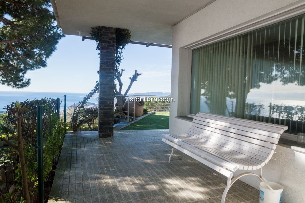 Villa in Lloret de Mar, Girona, Spanien 5 Schlafzimmer, 300 m2 Nr. 104037