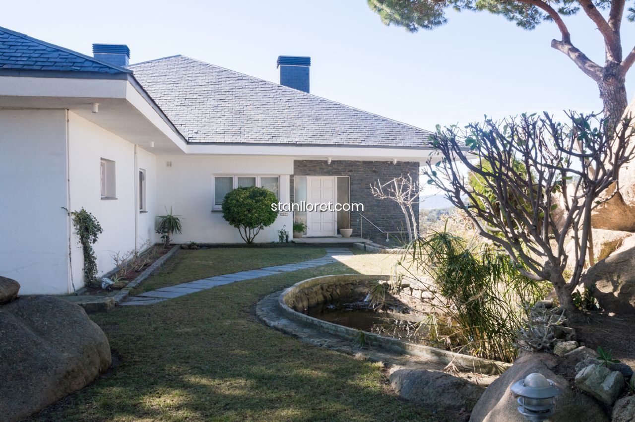 Villa in Lloret de Mar, Girona, Spanien 5 Schlafzimmer, 300 m2 Nr. 104037