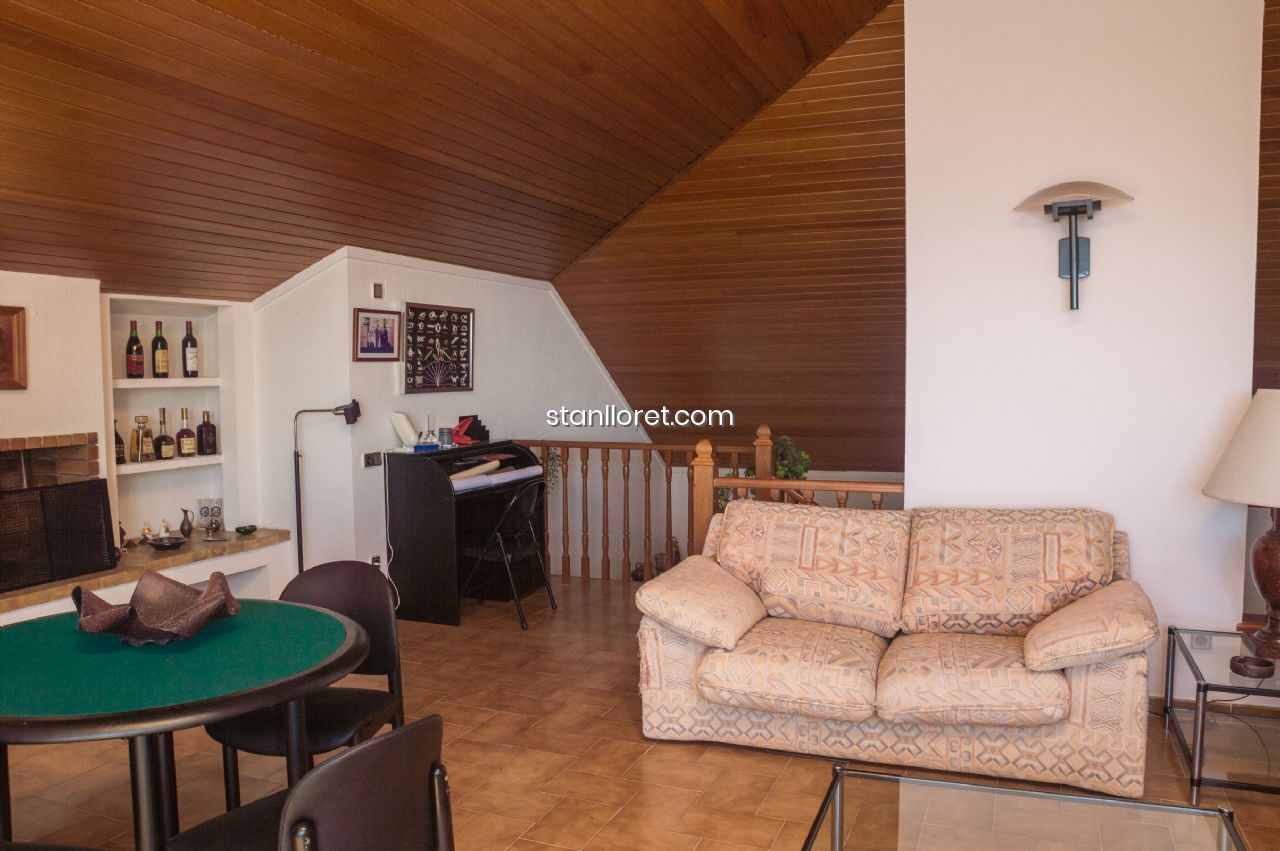 Villa in Lloret de Mar, Girona, Spanien 5 Schlafzimmer, 300 m2 Nr. 104037