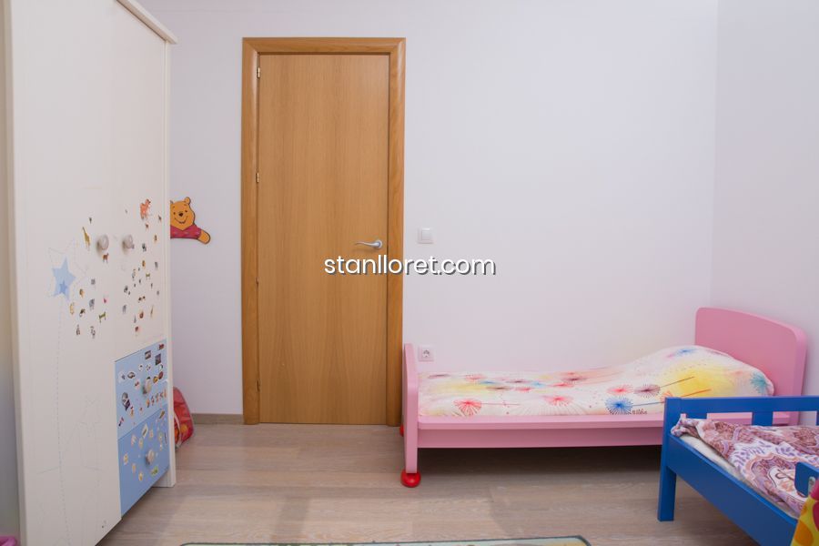 Villa en Lloret de Mar, Gerona, España 4 dormitorios, 223 m2 No. 104038