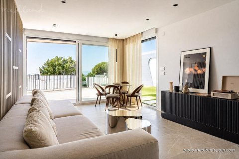 Villa for sale in El Campello, Alicante, Spain 3 bedrooms, 112 sq.m. No. 104980 - photo 3