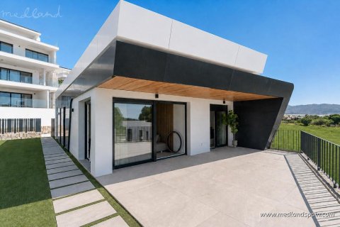Вилла в Эль Кампельо, Аликанте, Испания 3 спальни, 112м2 №104980