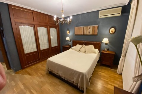 Huoneisto myytävänä Alicante, Espanja, 4 makuuhuonetta, 196 m2 No. 113444 - kuva 3