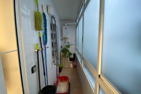 Huoneisto myytävänä Alicante, Espanja, 4 makuuhuonetta, 196 m2 No. 113444 - kuva 19