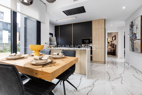 Продажа квартиры Ориуэла, Аликанте, Испания 2 спальни, 75м2 №83615 - фото 15