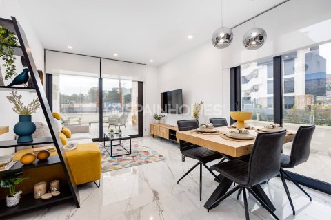 Продажа квартиры Ориуэла, Аликанте, Испания 2 спальни, 75м2 №83615 - фото 16