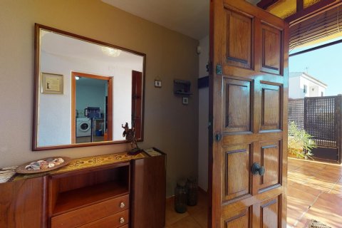 Villa for sale Xeraco, Valencia, Spain 4 bedrooms, 225 sq.m. No. 117227 - photo 11