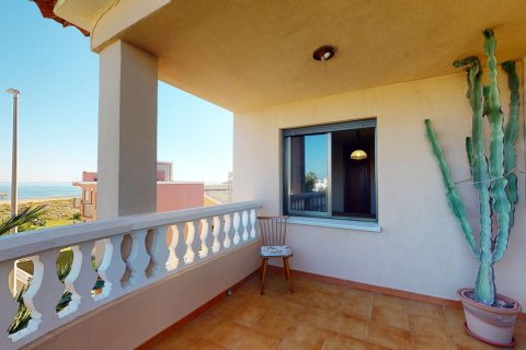 Villa for sale Xeraco, Valencia, Spain 4 bedrooms, 225 sq.m. No. 117227 - photo 5