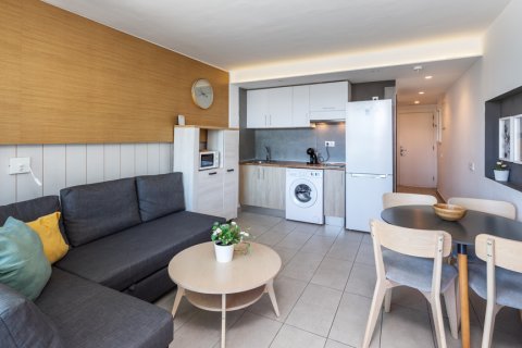 Apartamento en venta San Bartolome De Tirajana, Gran Canaria, España 1 dormitorio, 64 m2 No. 117153 - foto 4