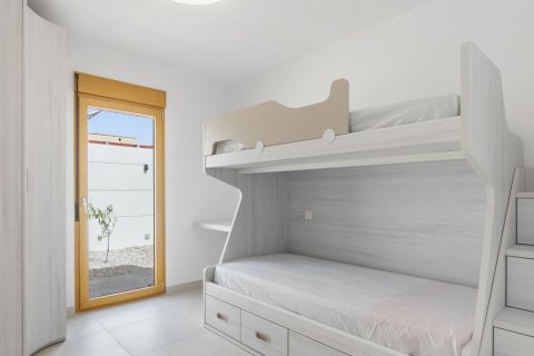 Villa for sale Torrevieja, Alicante, Spain 4 bedrooms, 190 sq.m. No. 114557 - photo 18