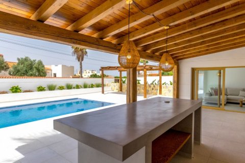 Villa for sale Torrevieja, Alicante, Spain 4 bedrooms, 190 sq.m. No. 114557 - photo 5