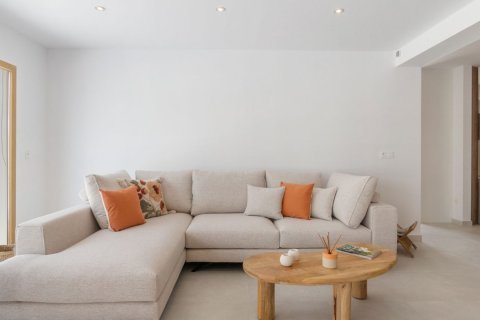 Villa for sale Torrevieja, Alicante, Spain 4 bedrooms, 190 sq.m. No. 114557 - photo 8