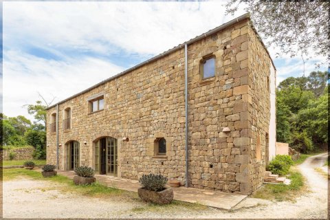 House for sale Girona, Spain 5 bedrooms, 645 sq.m. No. 22818 - photo 4
