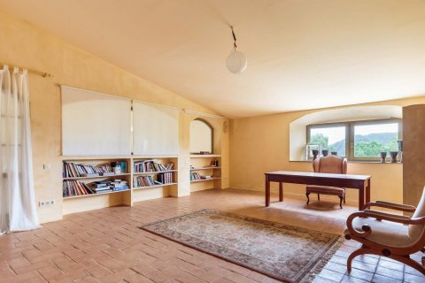 House for sale Girona, Spain 5 bedrooms, 645 sq.m. No. 22818 - photo 28
