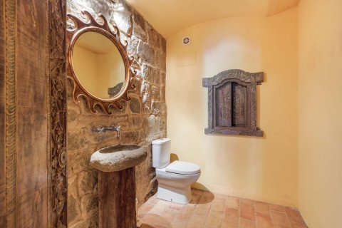 House for sale Girona, Spain 5 bedrooms, 645 sq.m. No. 22818 - photo 16