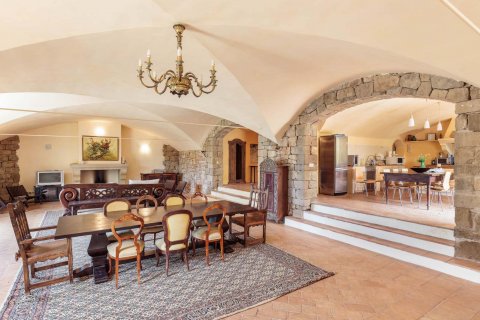 House for sale Girona, Spain 5 bedrooms, 645 sq.m. No. 22818 - photo 11