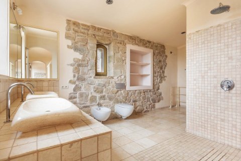 House for sale Girona, Spain 5 bedrooms, 645 sq.m. No. 22818 - photo 23