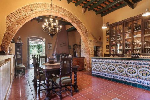 Talo myytävänä Girona, Espanja, 13 makuuhuonetta, 1000 m2 No. 22849 - kuva 14