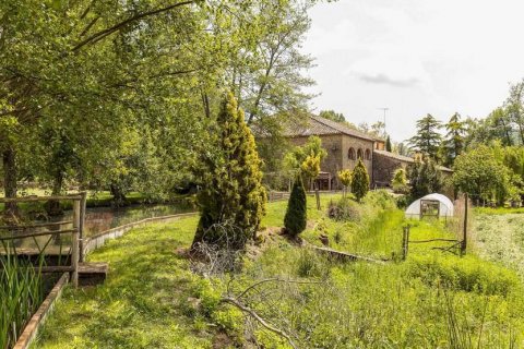 Talo myytävänä Girona, Espanja, 13 makuuhuonetta, 1000 m2 No. 22849 - kuva 11
