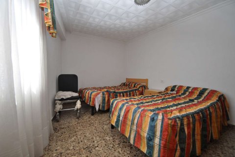 Townhouse for sale Ibi, Alicante, Spain 3 bedrooms, 168 sq.m. No. 116389 - photo 19