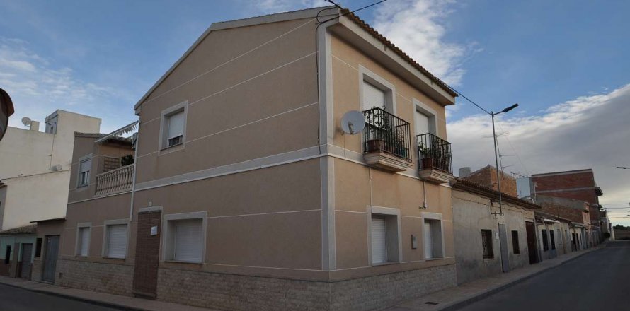 Townhouse Pinoso, Alicante, Espagne 4 chambres,  No. 116397