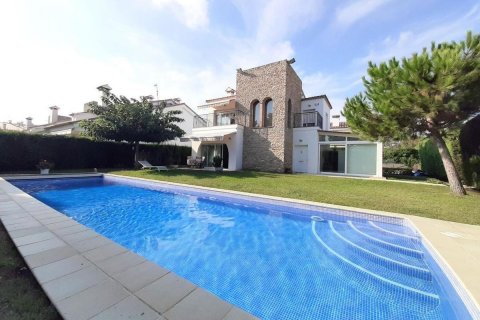 Dom Platja D'aro, Girona, Hiszpania 4 sypialnie, 280 mkw. nr 22931 – zdjęcie 1