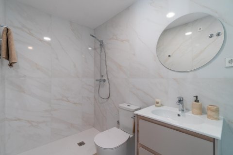 Apartment for sale Playa Flamenca II, Alicante, Spain 4 bedrooms, 122 sq.m. No. 114599 - photo 24