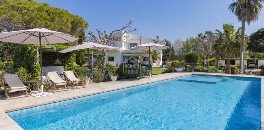 Dom w Sant Lluis, Menorca, Hiszpania 5 sypialni, 484 mkw. nr 104149