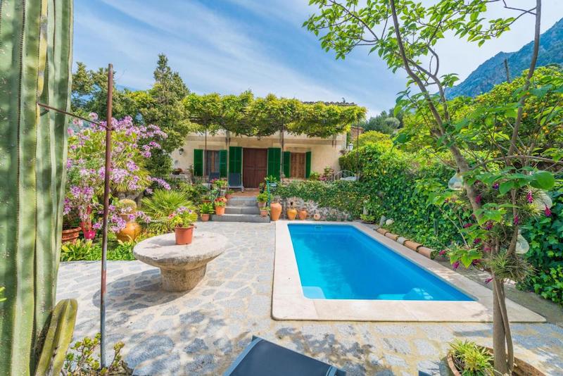 Finca i Soller, Mallorca, Spanien 10 sovrum, 965 kvm. Nr. 98849