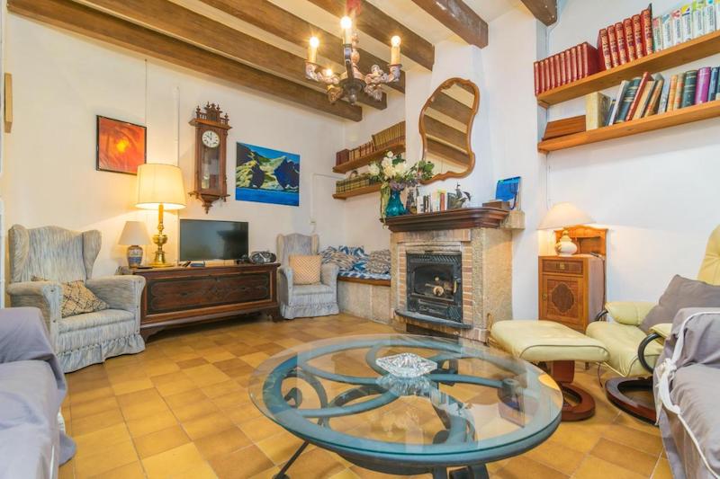 Finca i Soller, Mallorca, Spanien 10 sovrum, 965 kvm. Nr. 98849