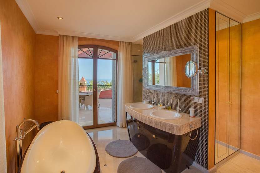 House in Platja D'aro, Girona, Spain 6 bedrooms, 520 sq.m. No. 22798