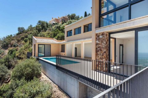 House for sale Platja D'aro, Girona, Spain 5 bedrooms, 512 sq.m. No. 22900 - photo 1