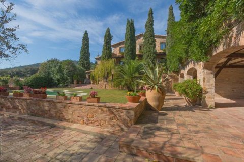 House for sale Platja D'aro, Girona, Spain 5 bedrooms, 511 sq.m. No. 22790 - photo 15