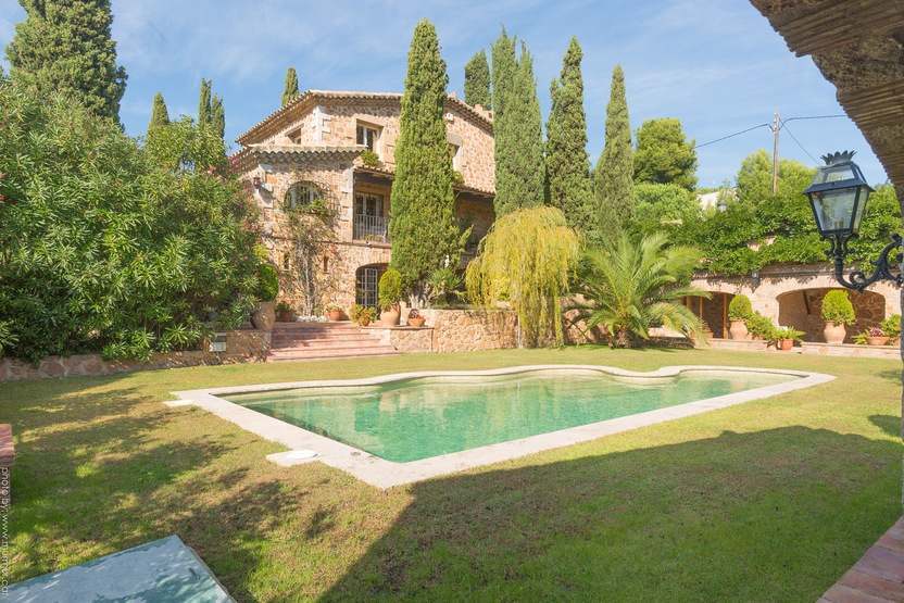 Talo Platja D'aro, Girona, Espanja 5 makuuhuonetta, 511 m2 No. 22790