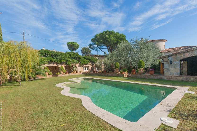Talo Platja D'aro, Girona, Espanja 5 makuuhuonetta, 511 m2 No. 22790