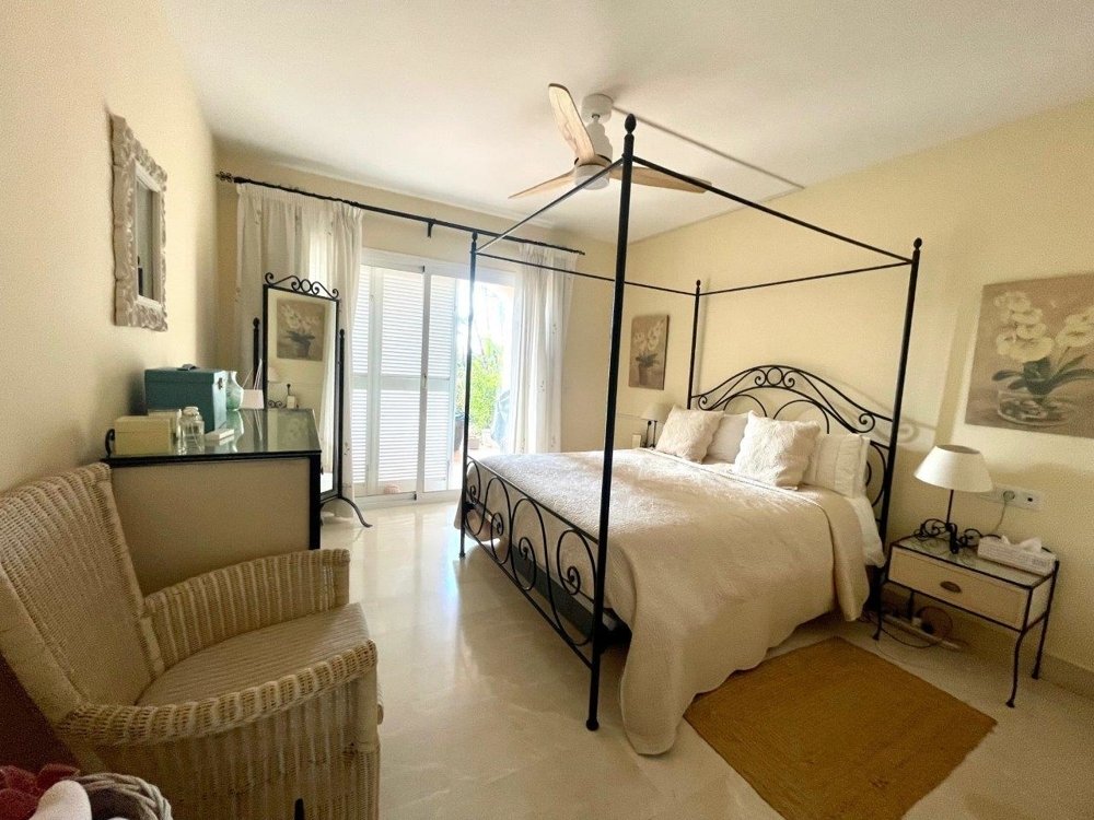Apartamento en Santa Ponsa, Mallorca, España 2 dormitorios, 130 m2 No. 103838
