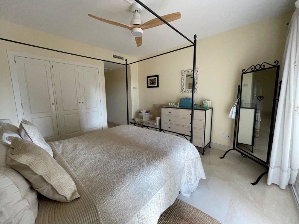 Apartamento en Santa Ponsa, Mallorca, España 2 dormitorios, 130 m2 No. 103838