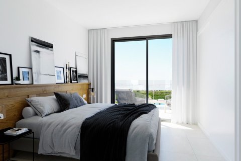 Bungalow for sale Torrevieja, Alicante, Spain 2 bedrooms, 75 sq.m. No. 113968 - photo 5