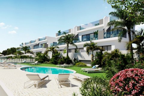 Bungalow for sale Torrevieja, Alicante, Spain 2 bedrooms, 75 sq.m. No. 113968 - photo 1