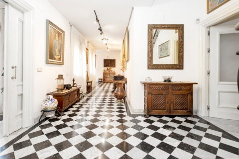 Продажа виллы Малага, Испания 11 спален, 1.03м2 №107465 - фото 14