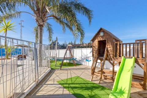 Villa en venta Conil de la Frontera, Cádiz, España 14 dormitorios, 898 m2 No. 107882 - foto 10
