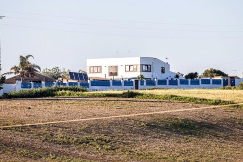 Villa en venta Conil de la Frontera, Cádiz, España 14 dormitorios, 898 m2 No. 107882 - foto 1
