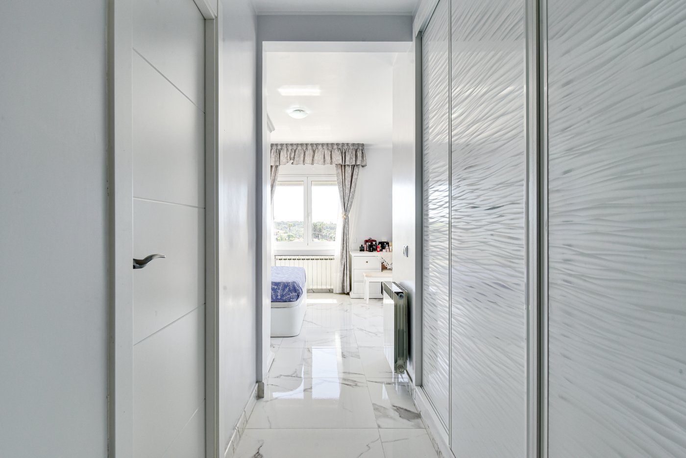 Talo Lloret de Mar, Girona, Espanja 5 makuuhuonetta, 408 m2 No. 98926