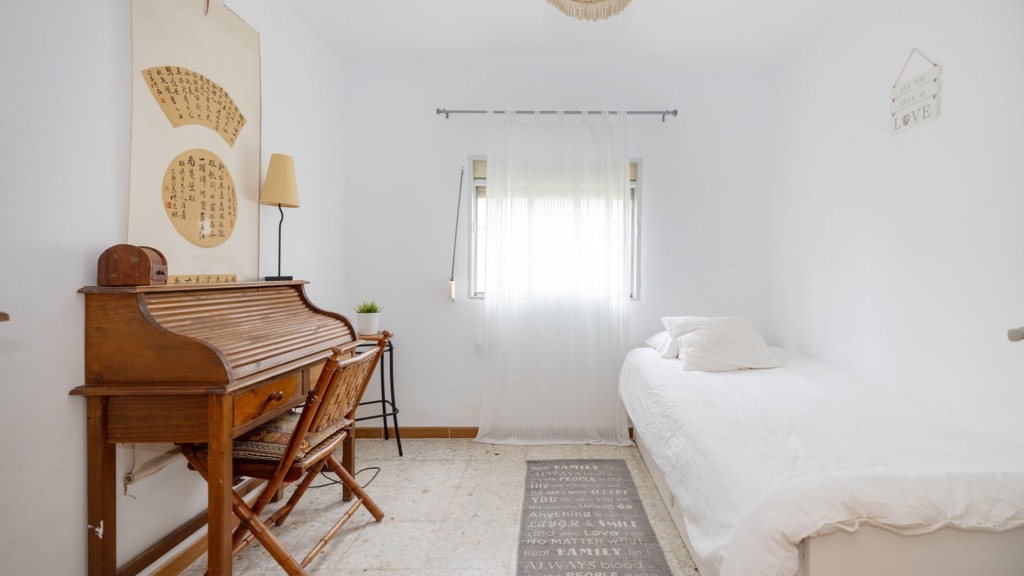 Villa in Chiclana de la Frontera, Cadiz, Spain 3 bedrooms, 122 sq.m. No. 106802