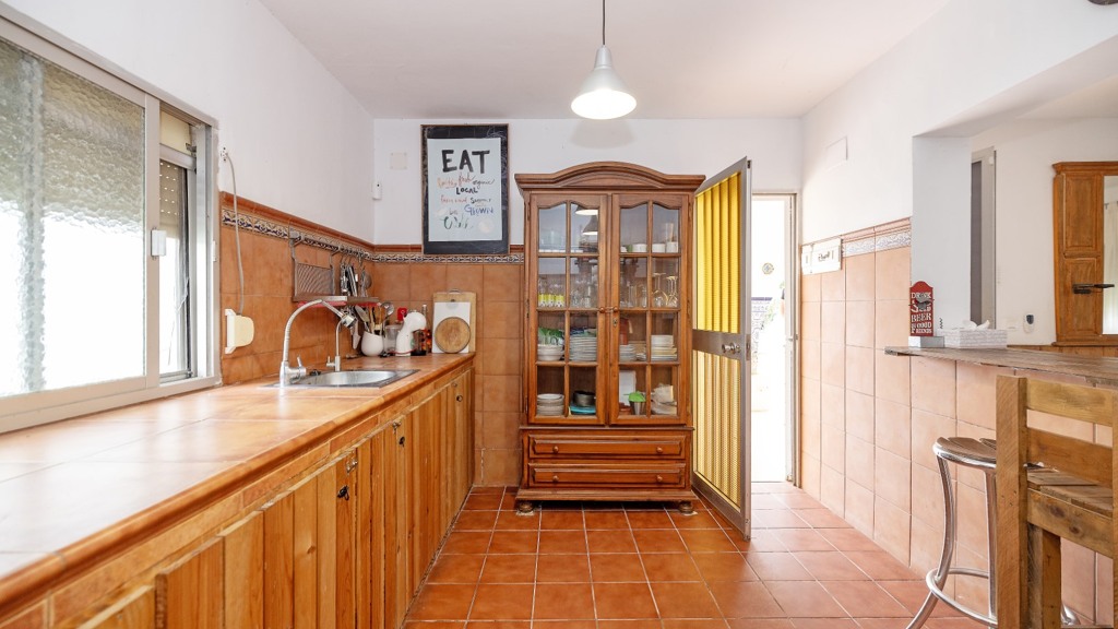 Villa in Chiclana de la Frontera, Cadiz, Spain 3 bedrooms, 122 sq.m. No. 106802