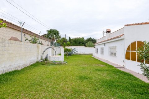 Villa en venta Chiclana de la Frontera, Cádiz, España 3 dormitorios, 122 m2 No. 106802 - foto 8